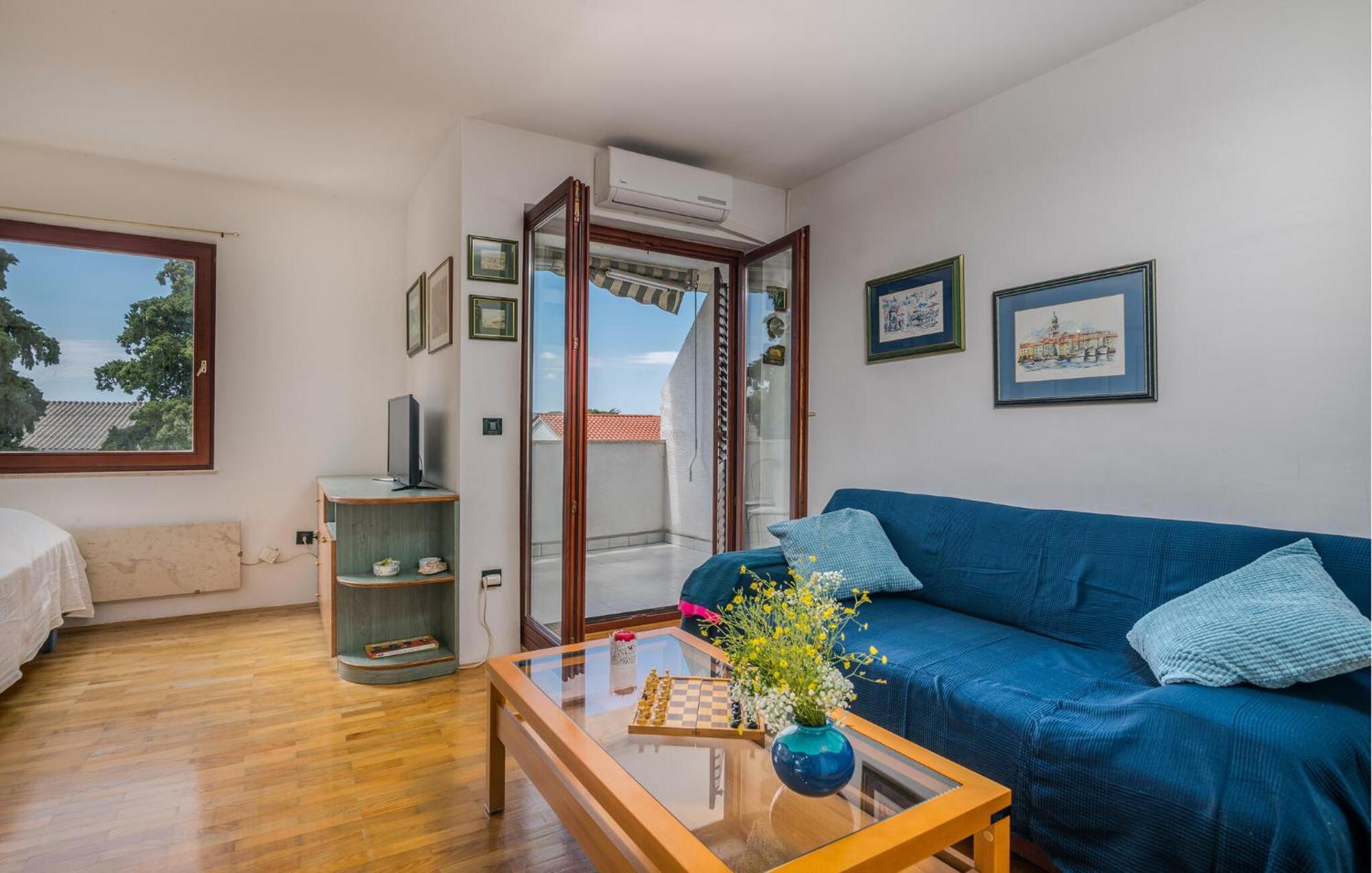 Amazing Apartment In Krk With Kitchen Krk Town Kültér fotó